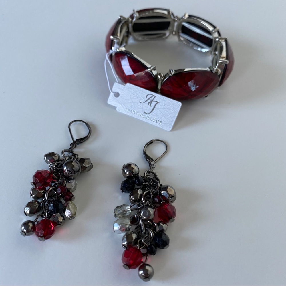 NWT AJ Lead & Nickle Safe Red Silver Bracelet Earr